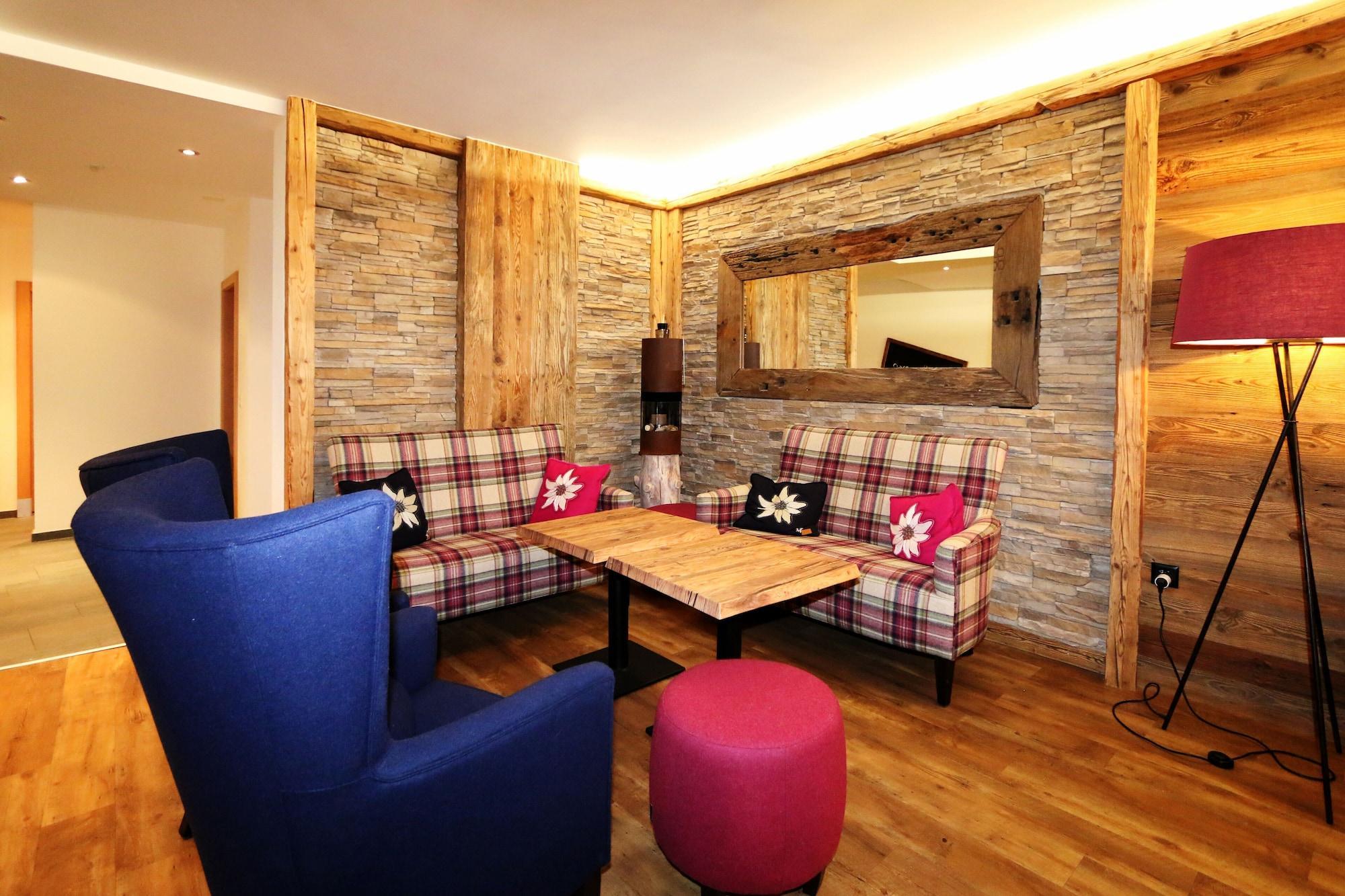 Bar/Salón Amber Ski In Out Hotel Spa