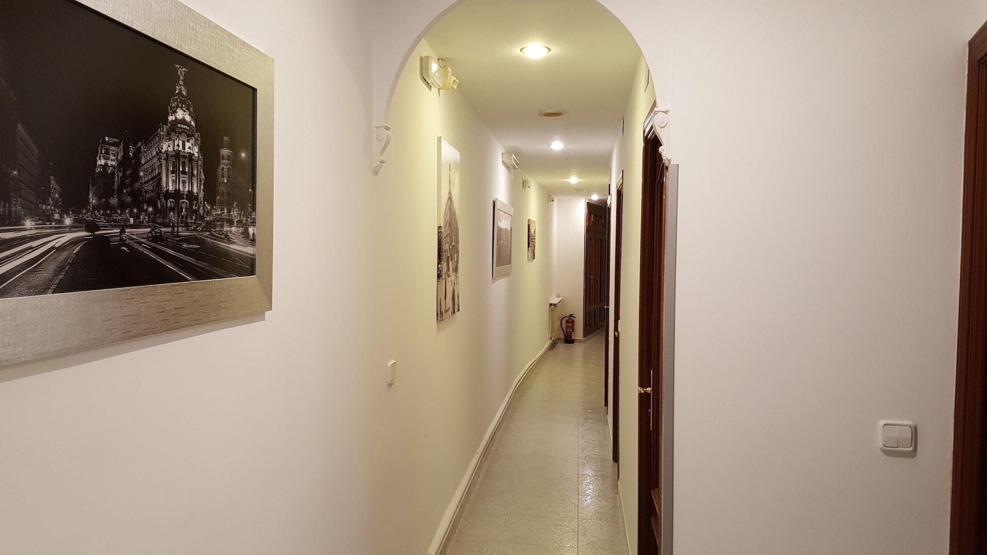 Comodidades del Alojamiento Hostal Rofer