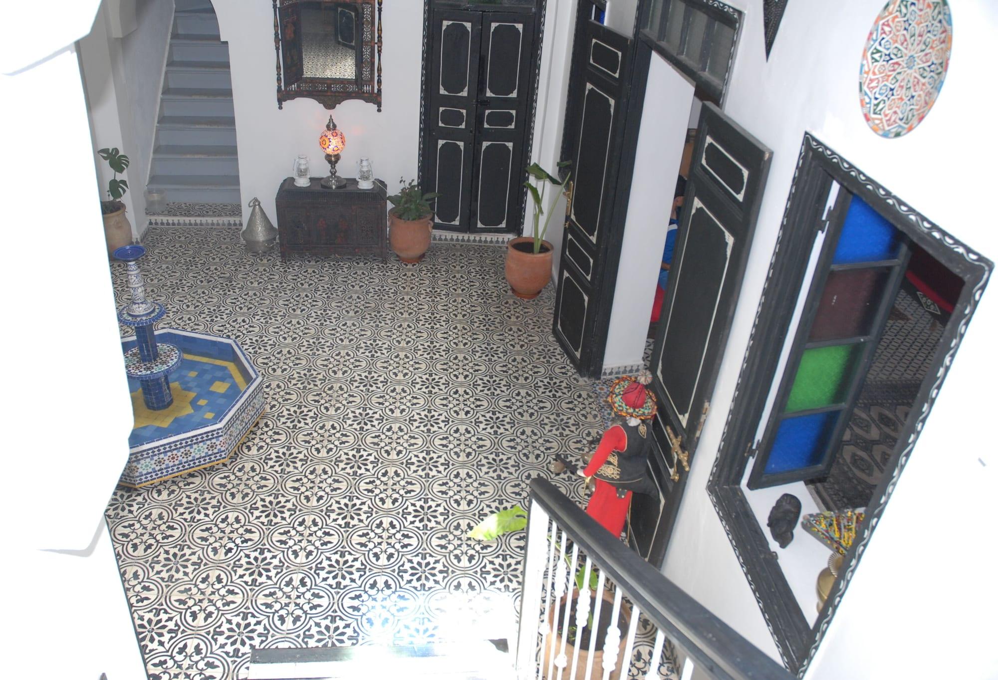 Vista Exterior Riad Tingis