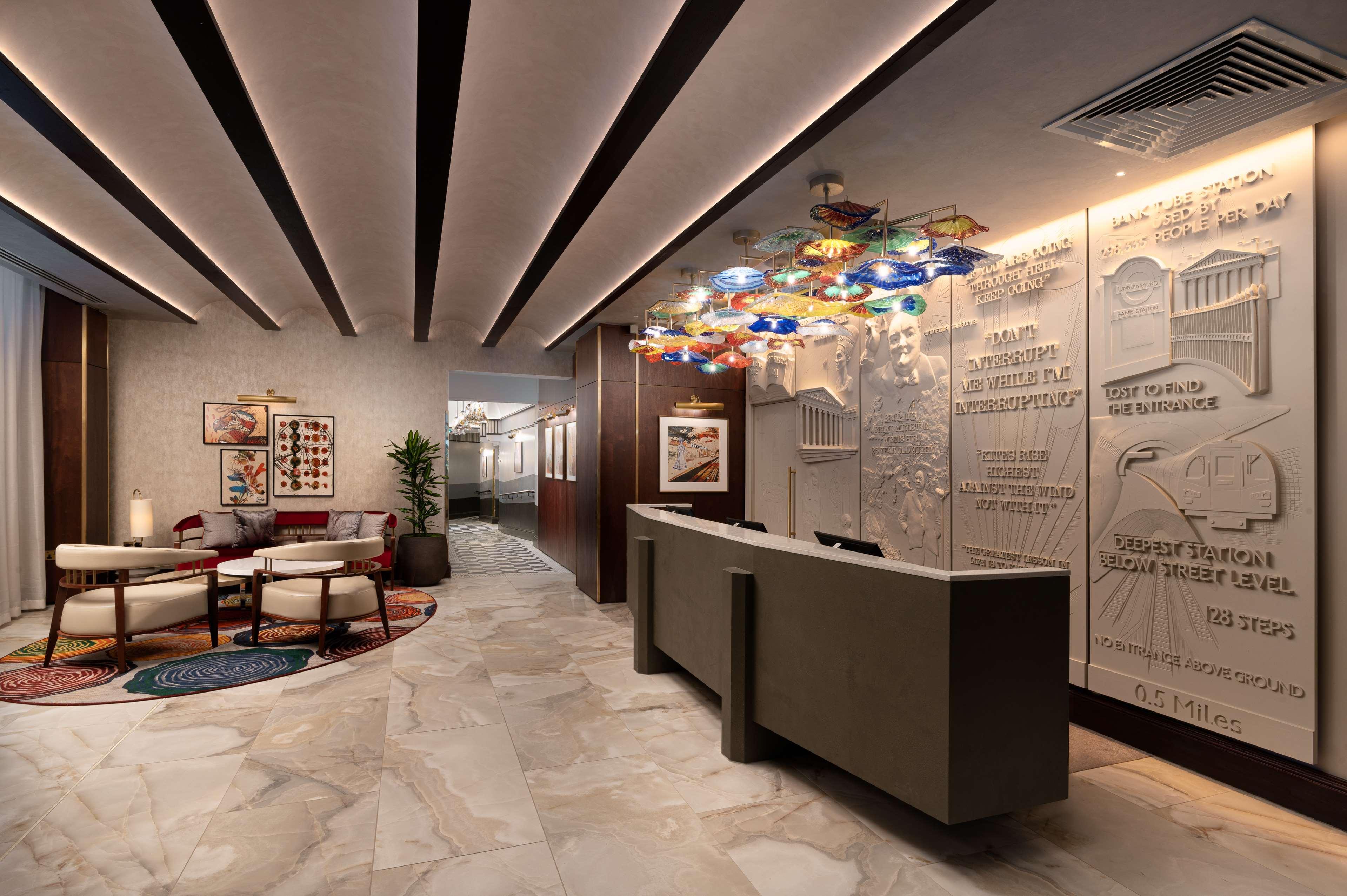 Vista Lobby Lost Property St. Paul's London, Curio Collection By Hilton