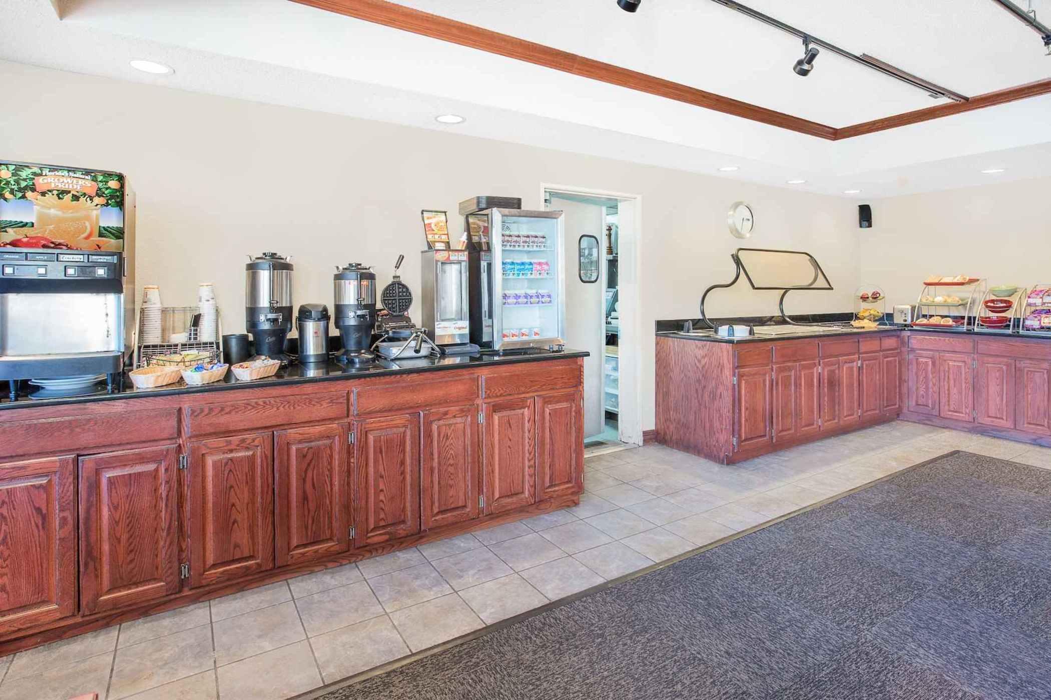 Restaurant Cobblestone Suites Oshkosh