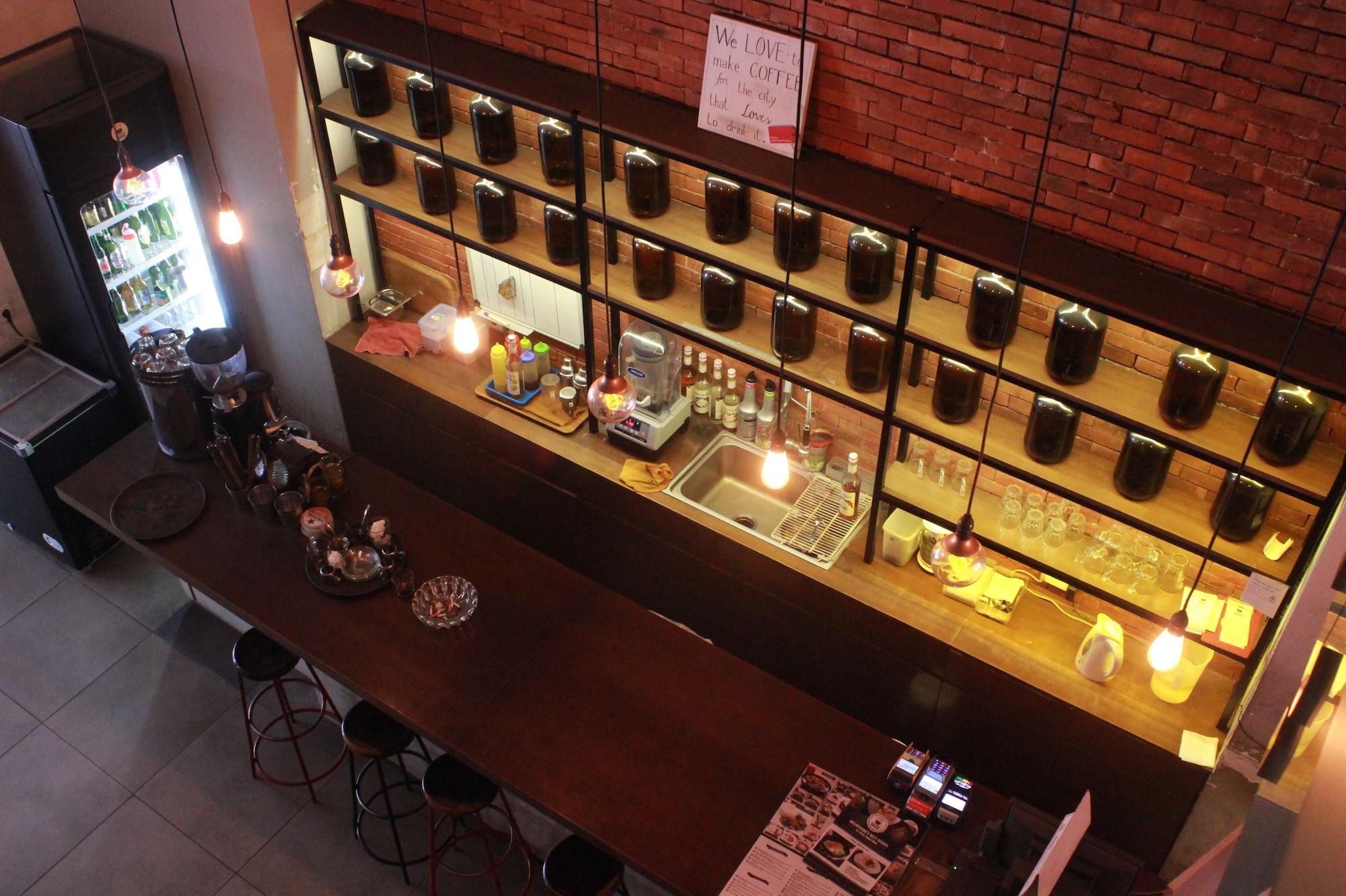 Bar/Salón Hotel Nyland Cipaganti