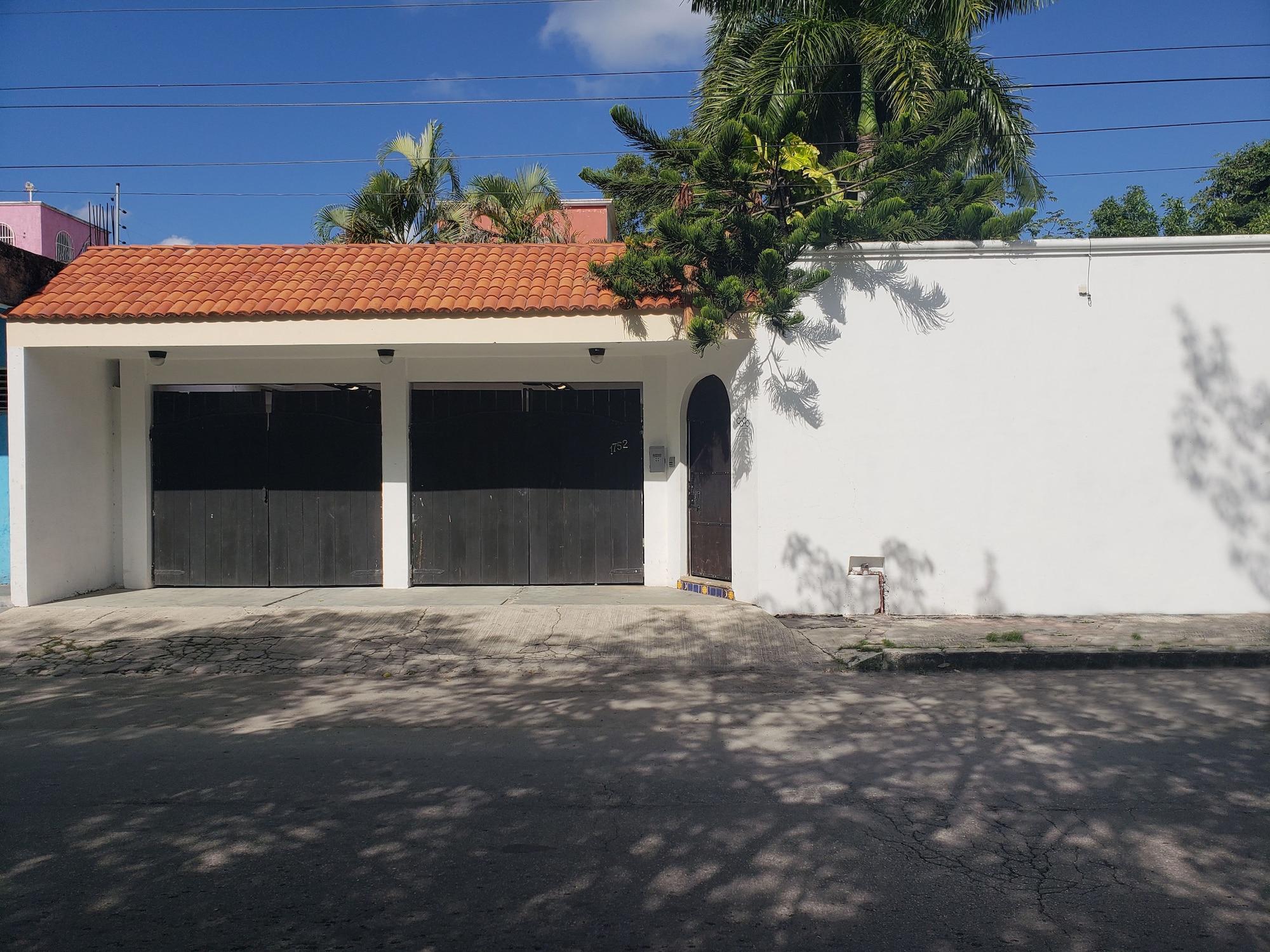 Vista Exterior Coco Suites Cozumel