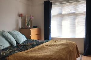 Aluguel por temporada - House Sleeps 6 With Enclosed Garden