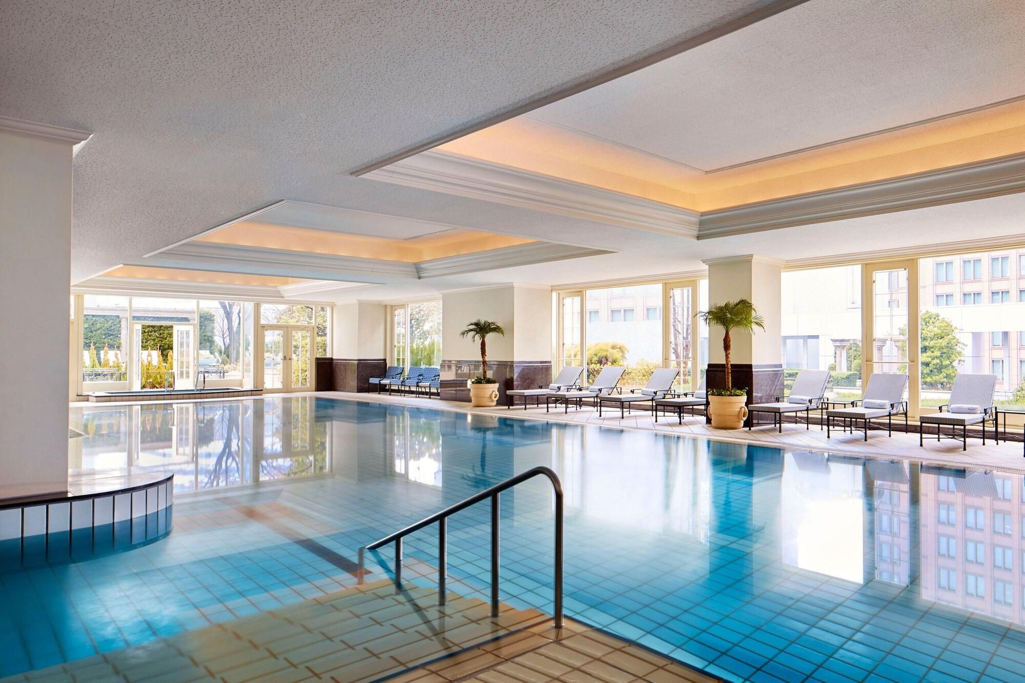 Vista Piscina The Ritz-Carlton, Osaka