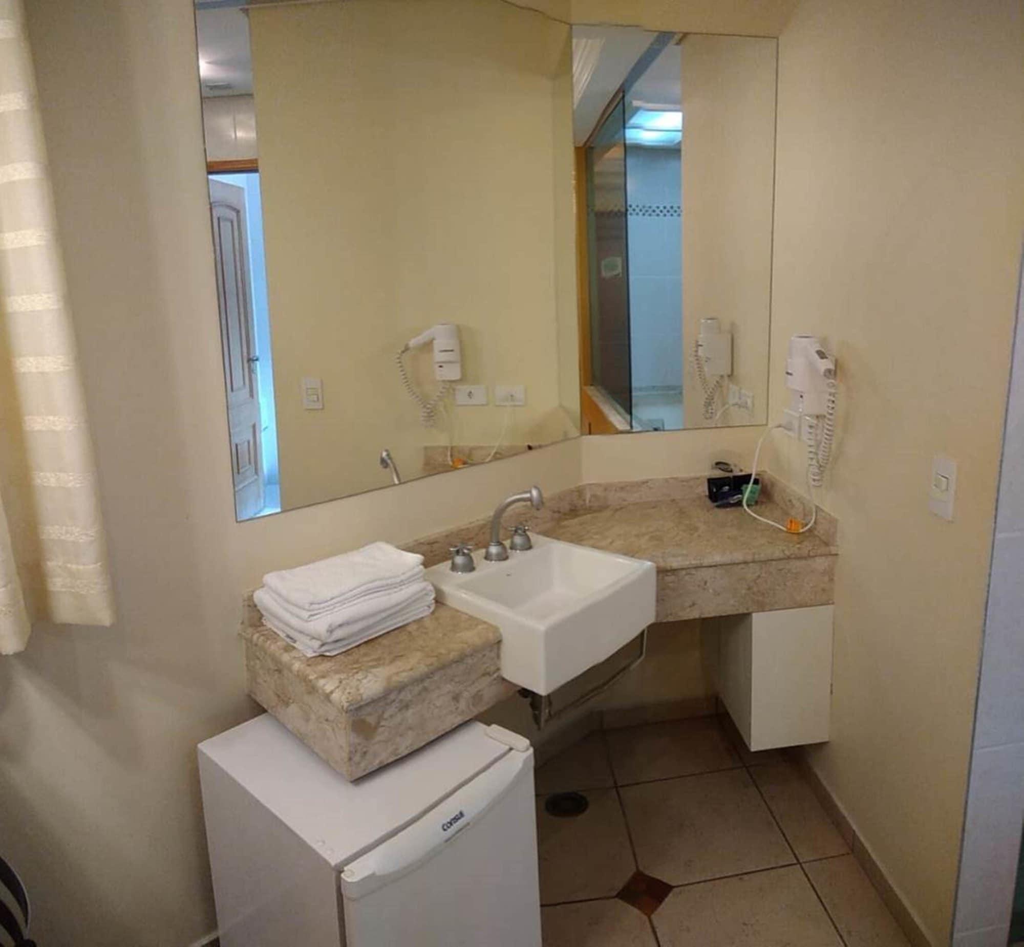 Equipamiento de Habitación Hotel Luni