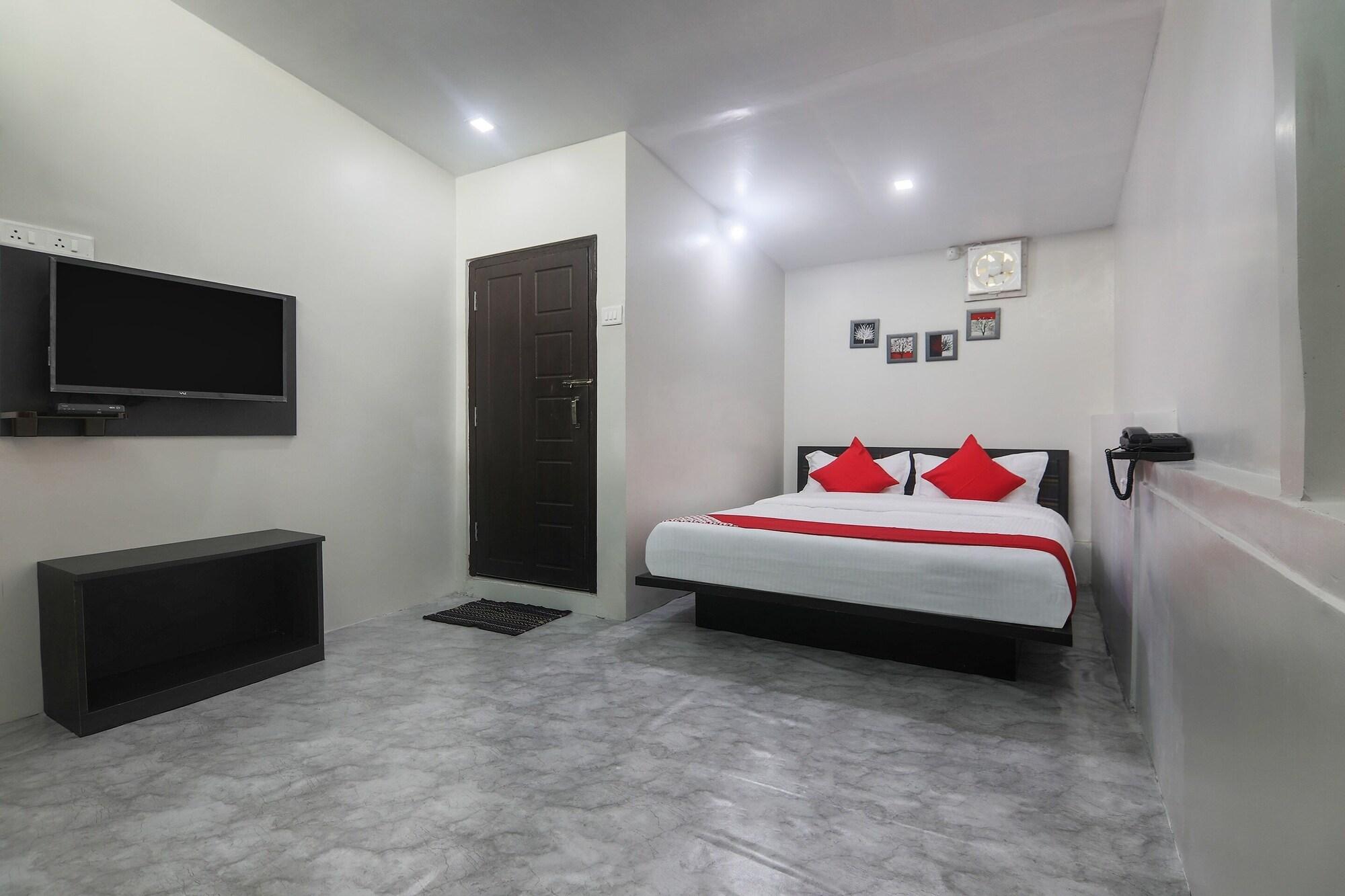 Varios OYO 19292 55 Pillars House