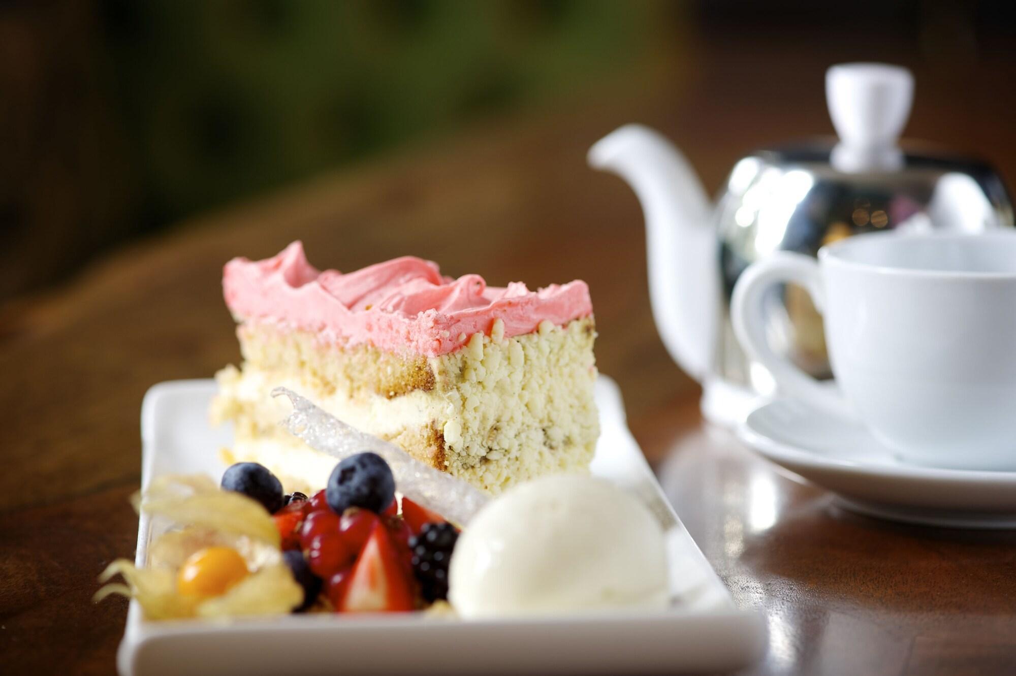 Restaurant The Lodge Hotel - Putney