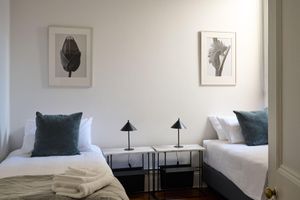 Alquiler Vacacional - Inner-city Cottage - Designer Furnishings