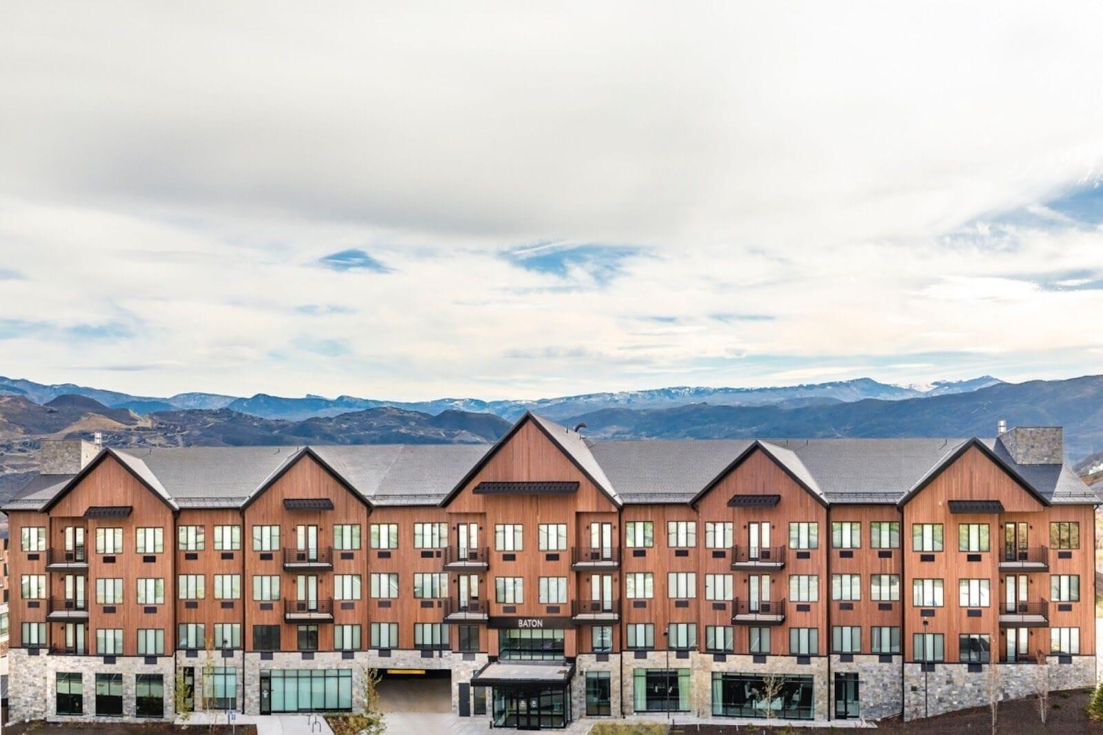 Varios Pioche Village Park City