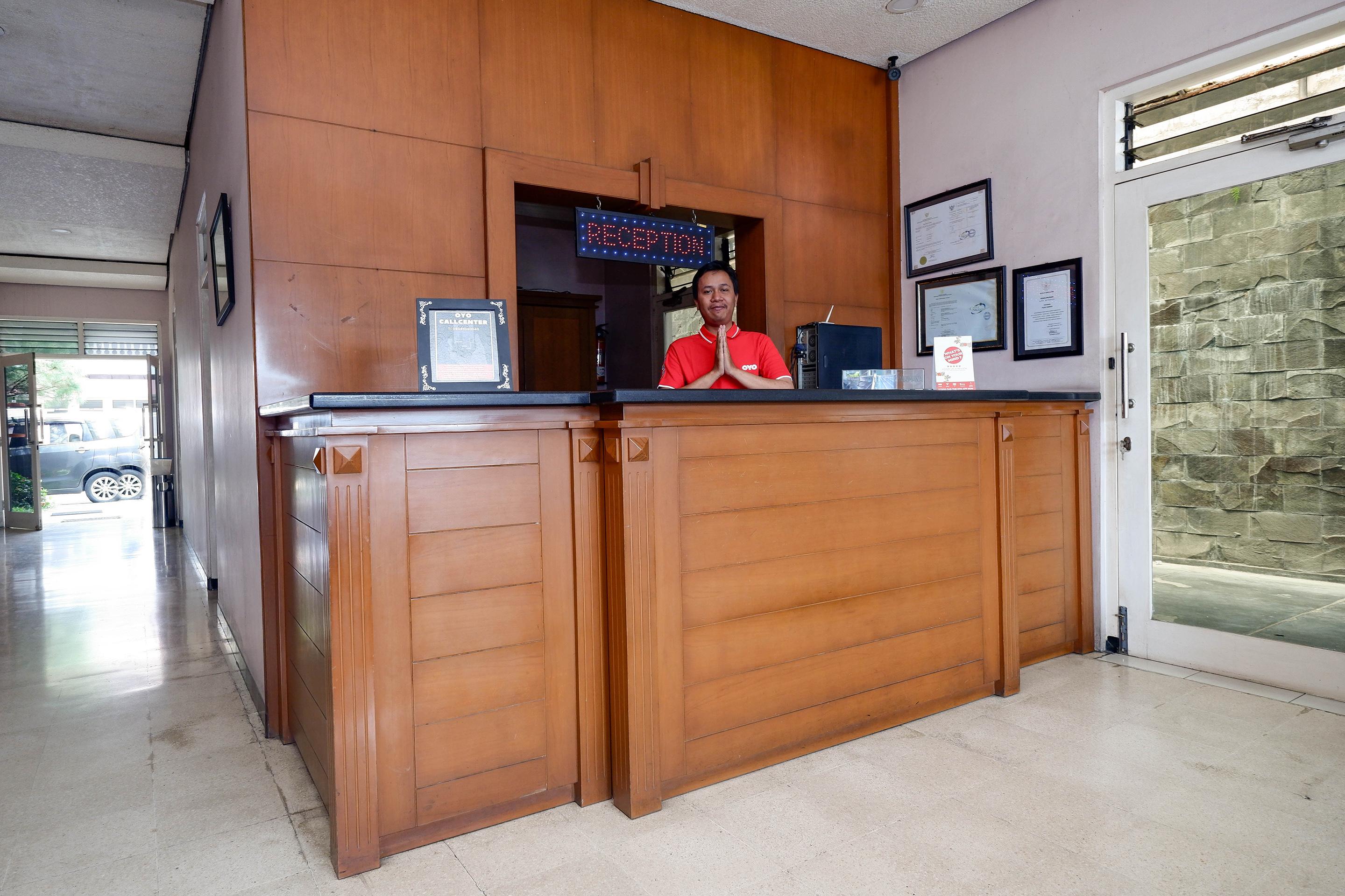 Vista Lobby OYO 1843 Cahya Nirwana