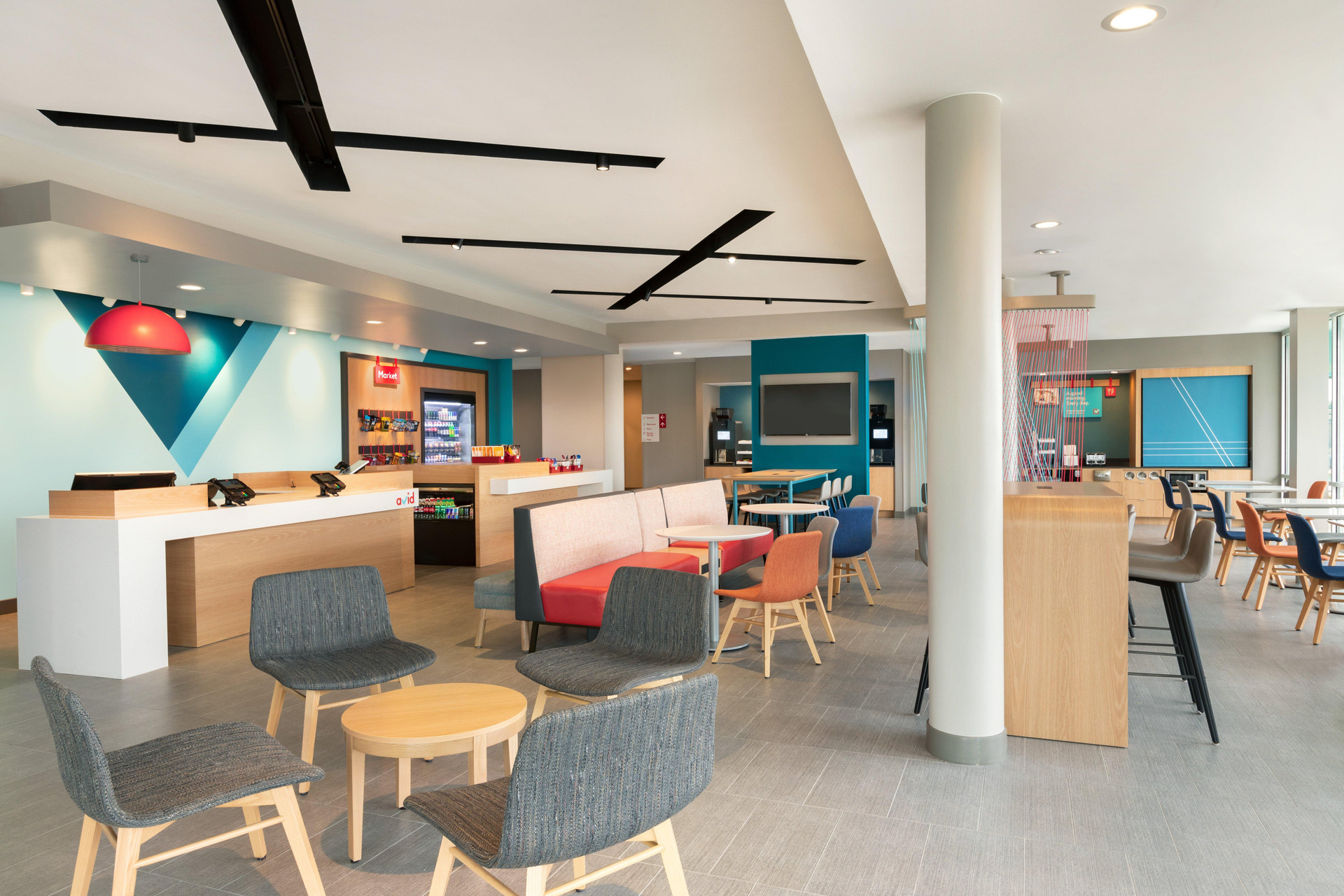 Vista Exterior avid hotel Lancaster by IHG