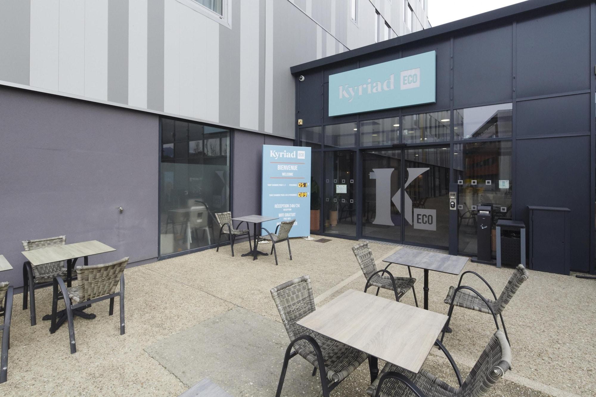 Varios Kyriad ECO - Clermont Ferrand Estaing