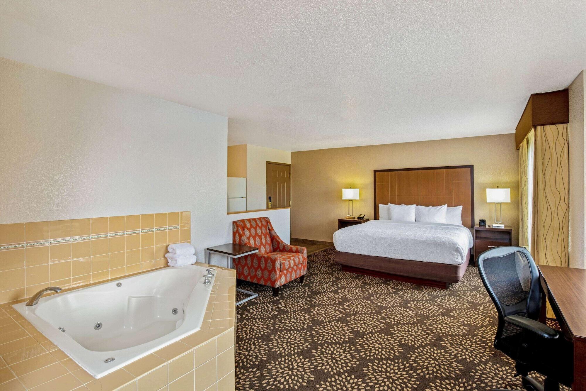 Habitación La Quinta Inn & Suites by Wyndham Las Vegas Red Rock