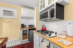 Alquiler Vacacional - ★Award Wining★ 1923 Arts & Craft Cottage