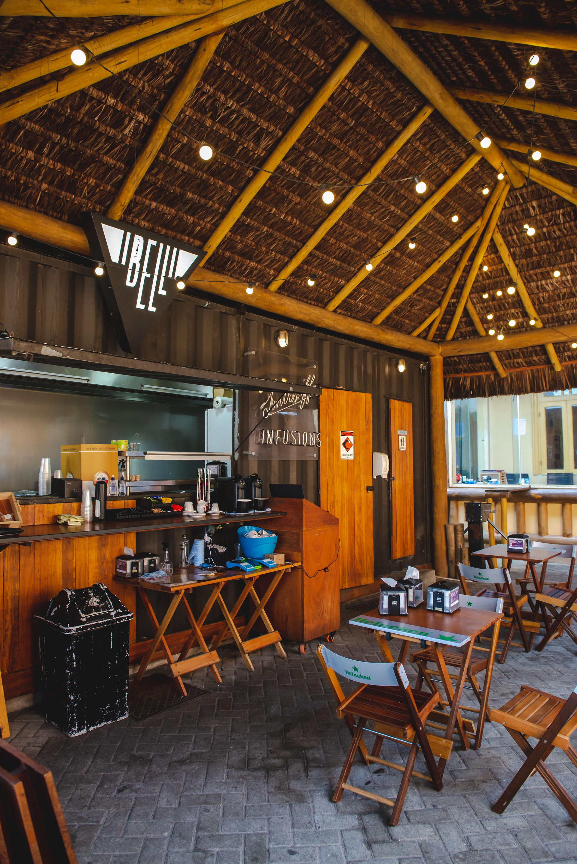 Restaurant LONGBOARD PARADISE SURF CLUB