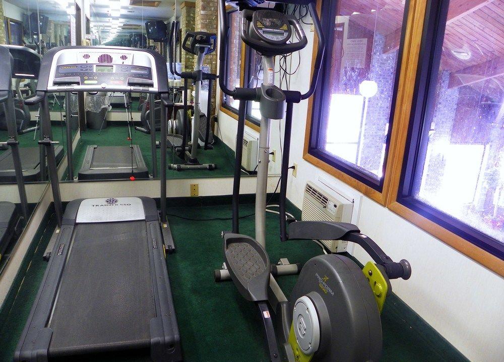 Gimnasio Royalton Inn & Suites