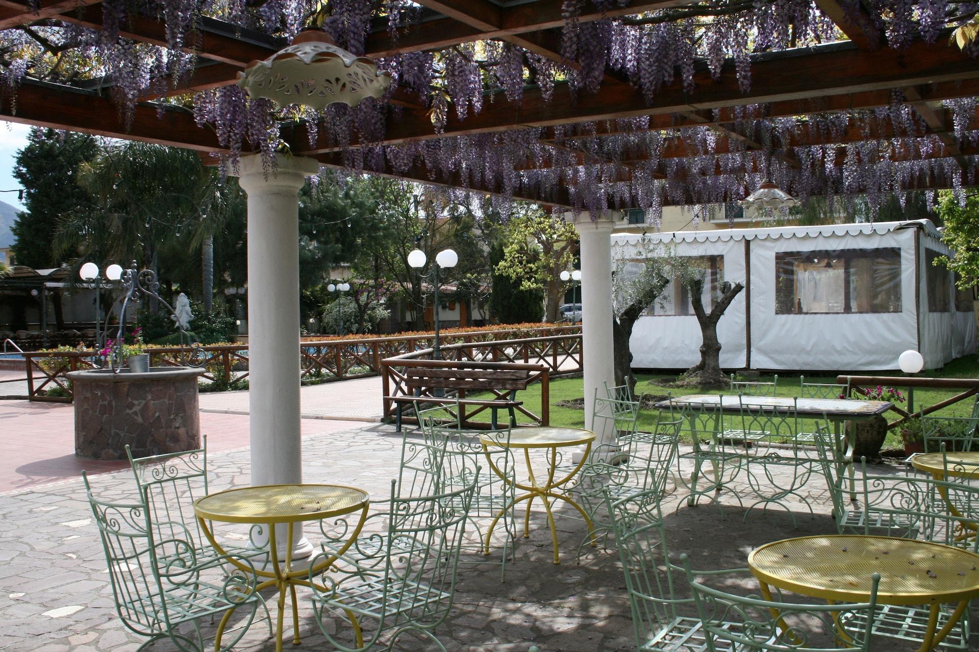 Bar/Salón Agriturismo Vivinatura