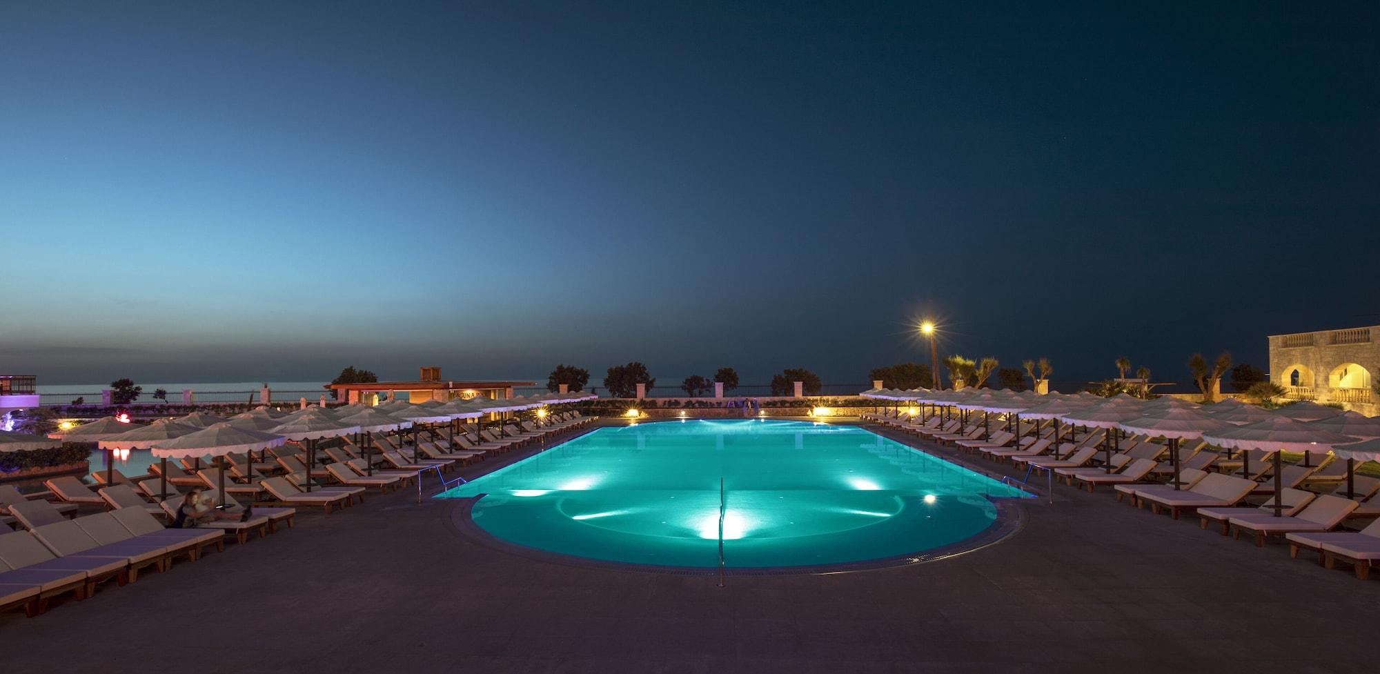 Vista Piscina Mitsis Selection Laguna