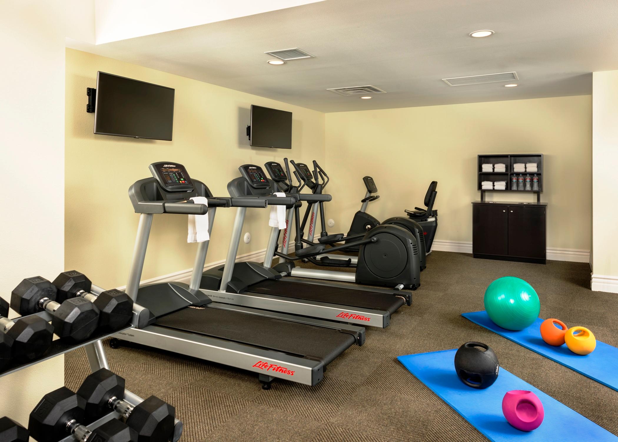 Instalaciones Recreativas Ayres Hotel Orange