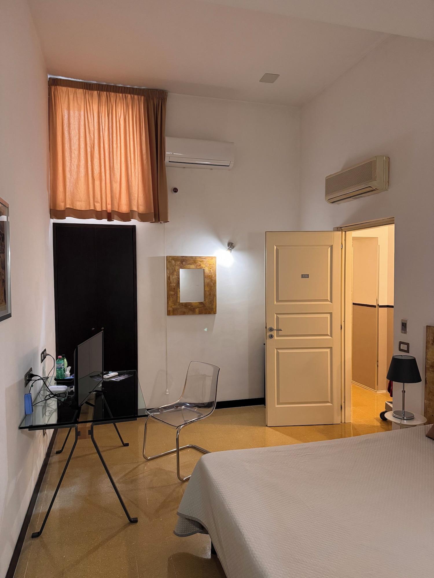 Habitación CostantiNapoli 27