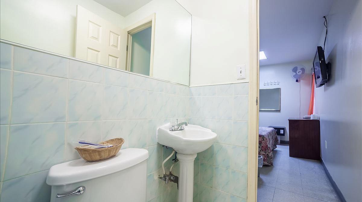 Equipamiento de Habitación New World Hotel