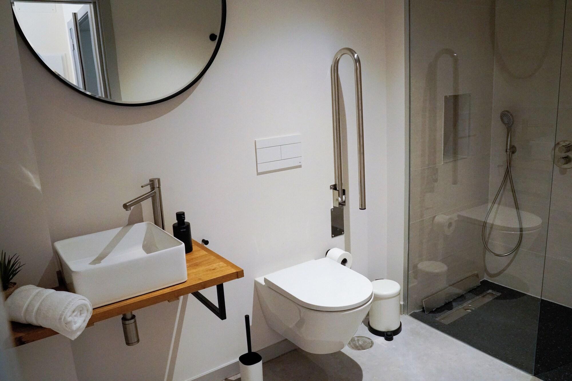 Equipamiento de Habitación Coliving Compostela