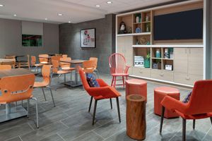 Alojamiento - Home2 Suites by Hilton Orlando Near Universal
