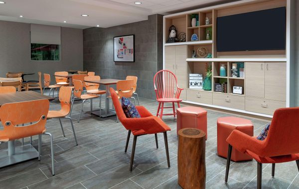 Home2 Suites by Hilton Orlando Near Universal - Hoteles cerca de Universal Studios en Orlando