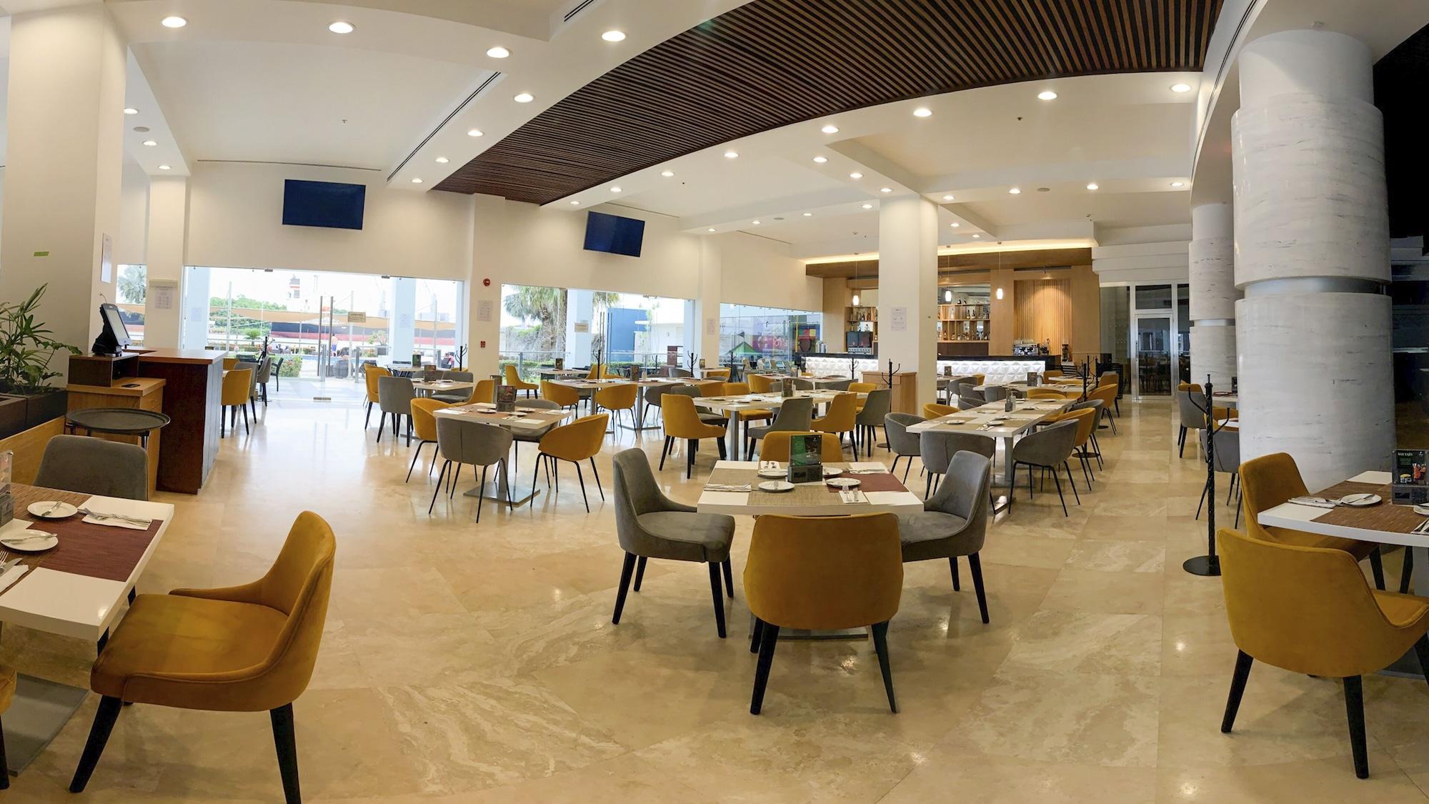 Restaurant Holiday Inn Tuxpan - Convention Center by IHG