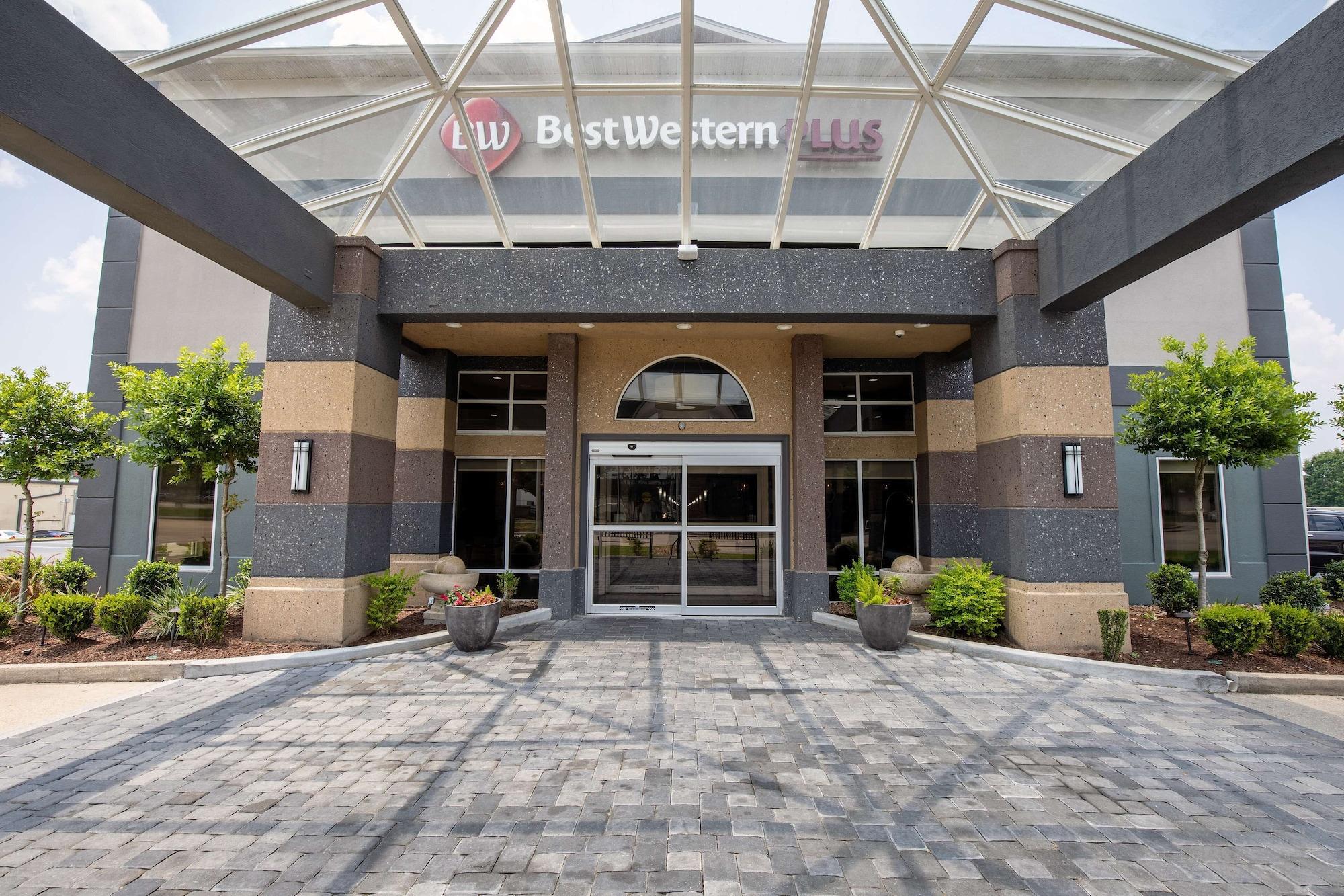 Vista Exterior Best Western Plus Vermilion River Inn & Suites