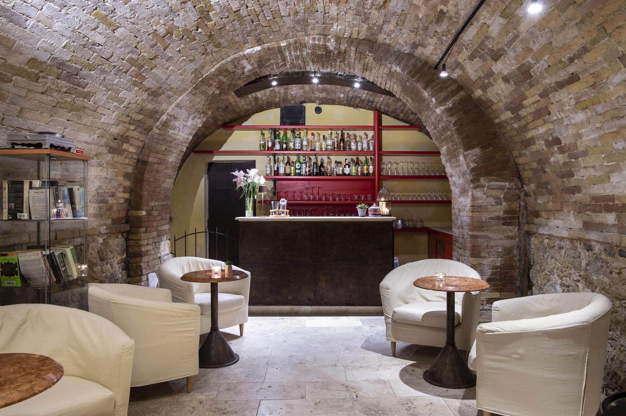 Bar/Salón L'Antico Pozzo