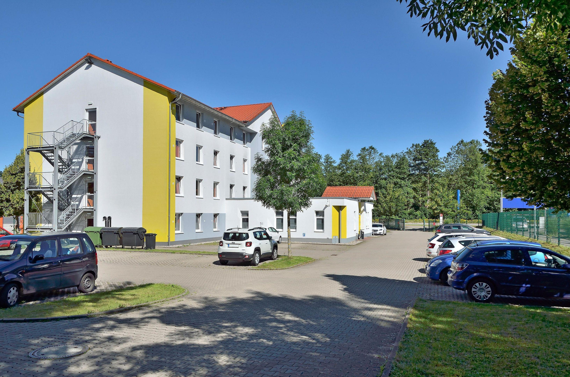 Vista Exterior B&B Hotel Freiburg-Nord