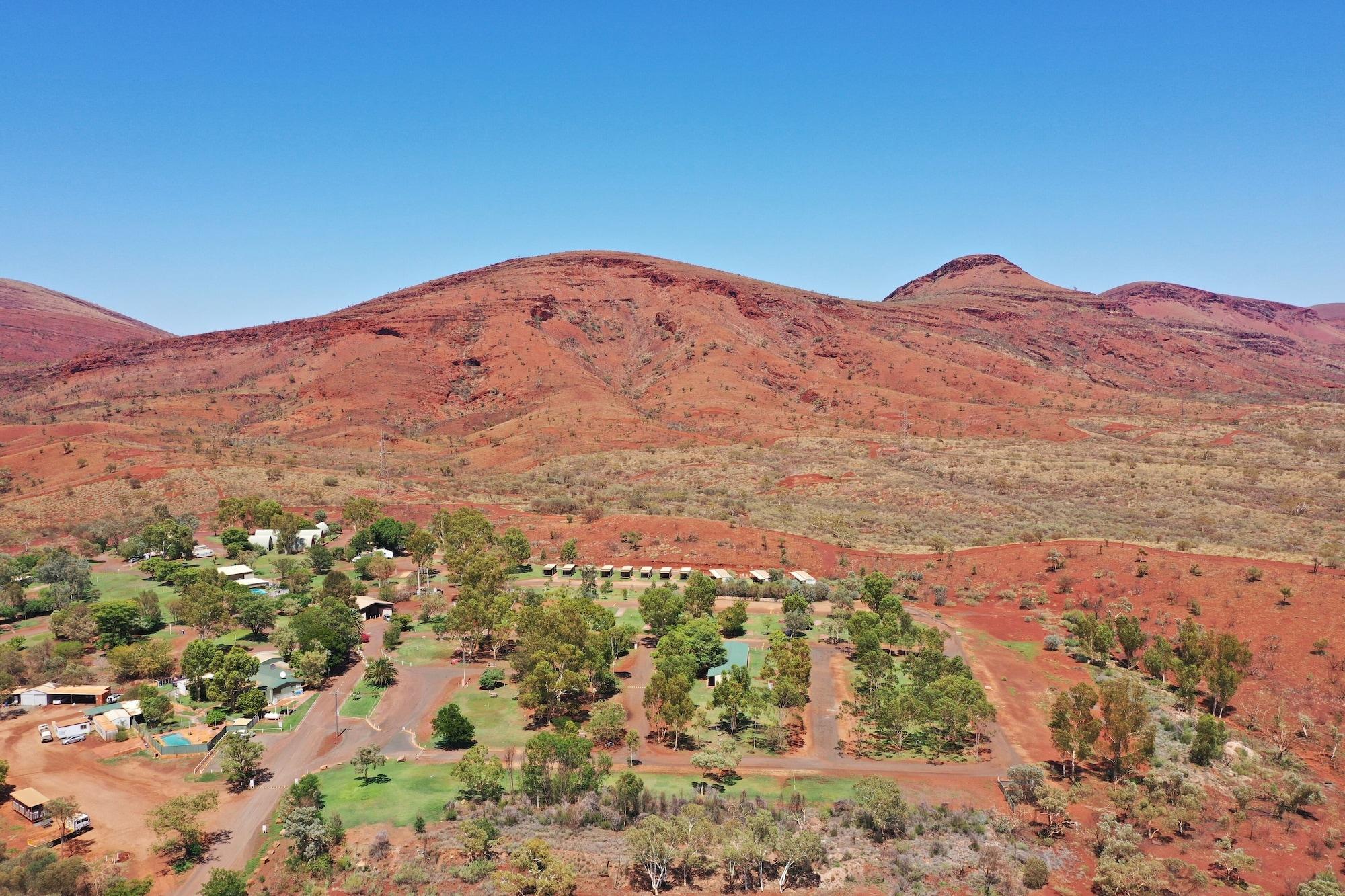 Vista Exterior Tom Price Tourist Park