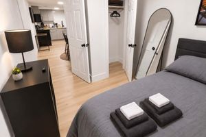 Renta Vacacional - 2BR Near TSU and Med Center I Assigned Parking 4