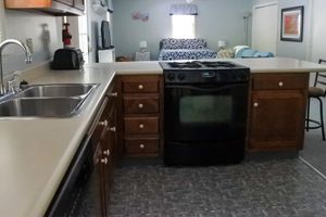 Alquiler Vacacional - Spacious Studio Apartment Only Minutes Away from Mid-Ohio Sports Car Course!