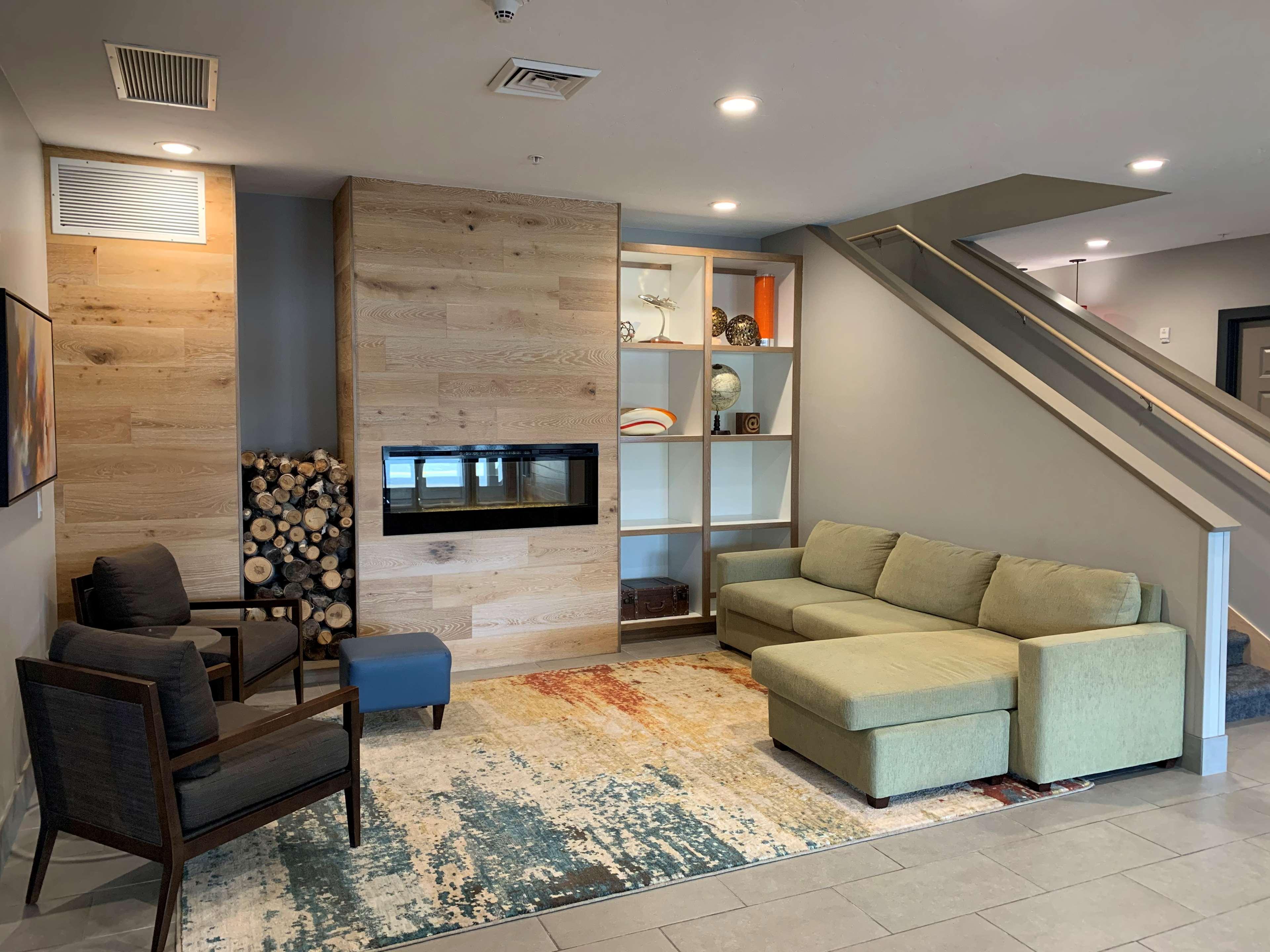 Vista Lobby Country Inn & Suites By Radisson, Green Bay Nth