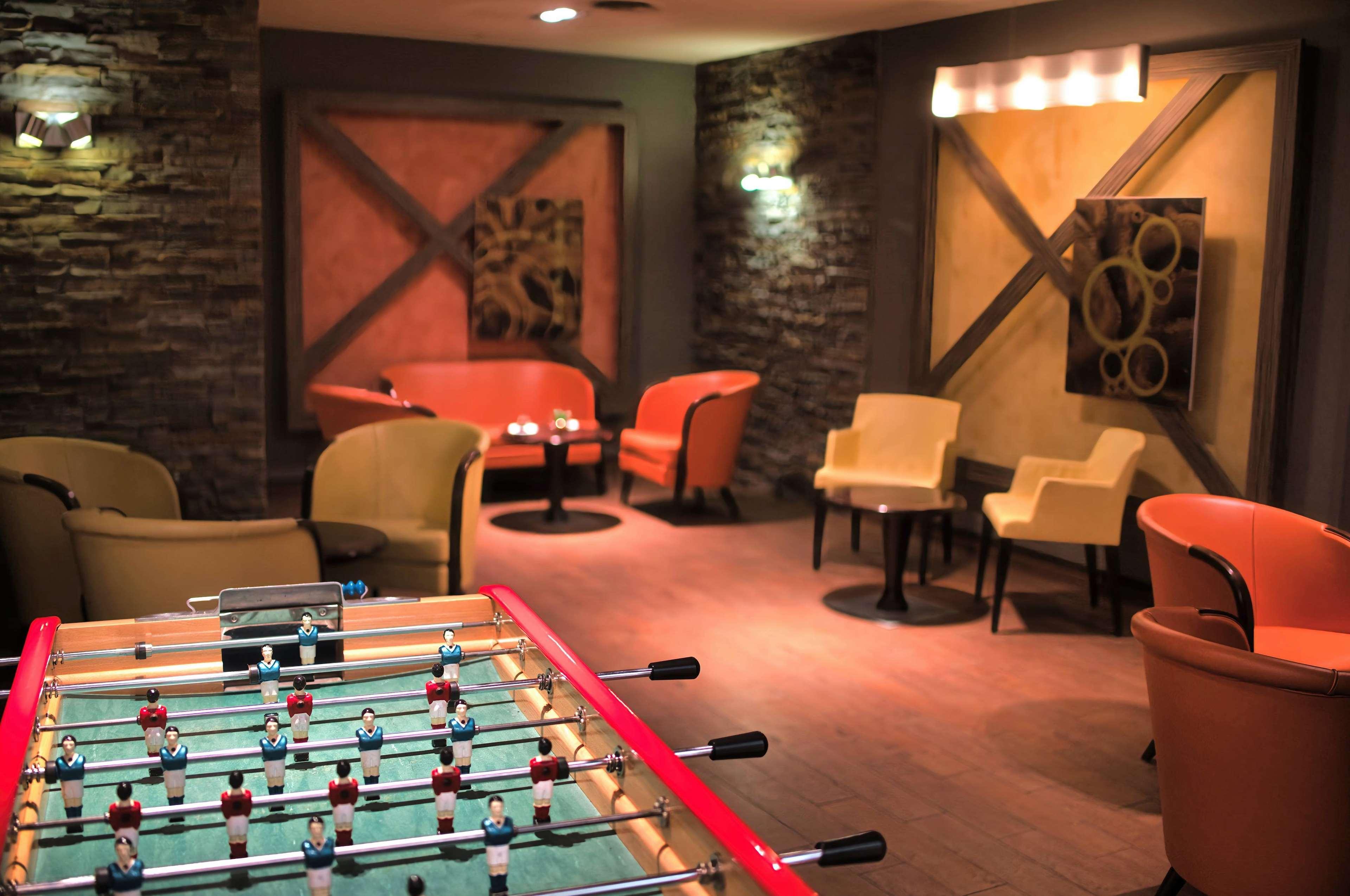 Bar/Salón KYRIAD PRESTIGE MULHOUSE - Basel