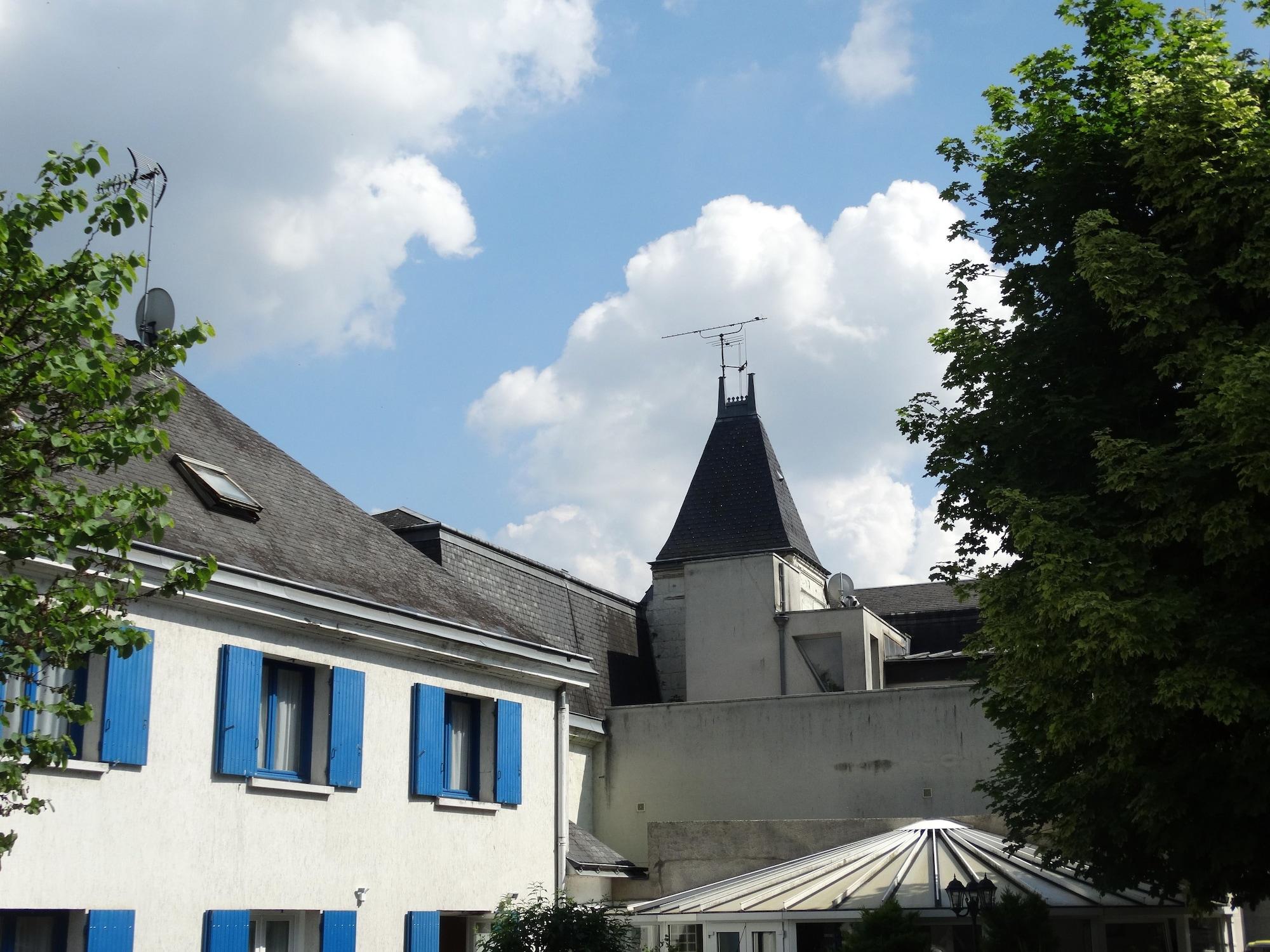 Comodidades del Alojamiento Hotel Le Castel Fleuri