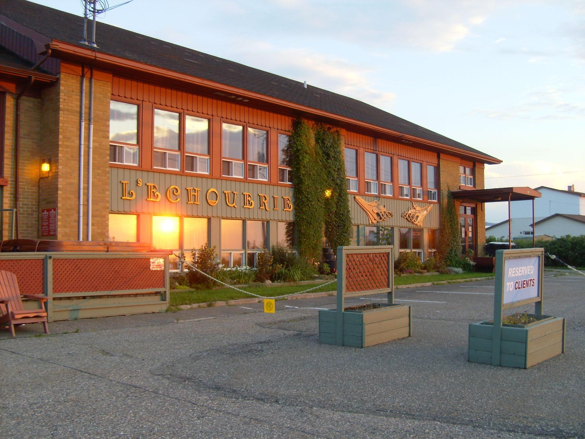 Vista Exterior Auberge Internationale La Vieille École