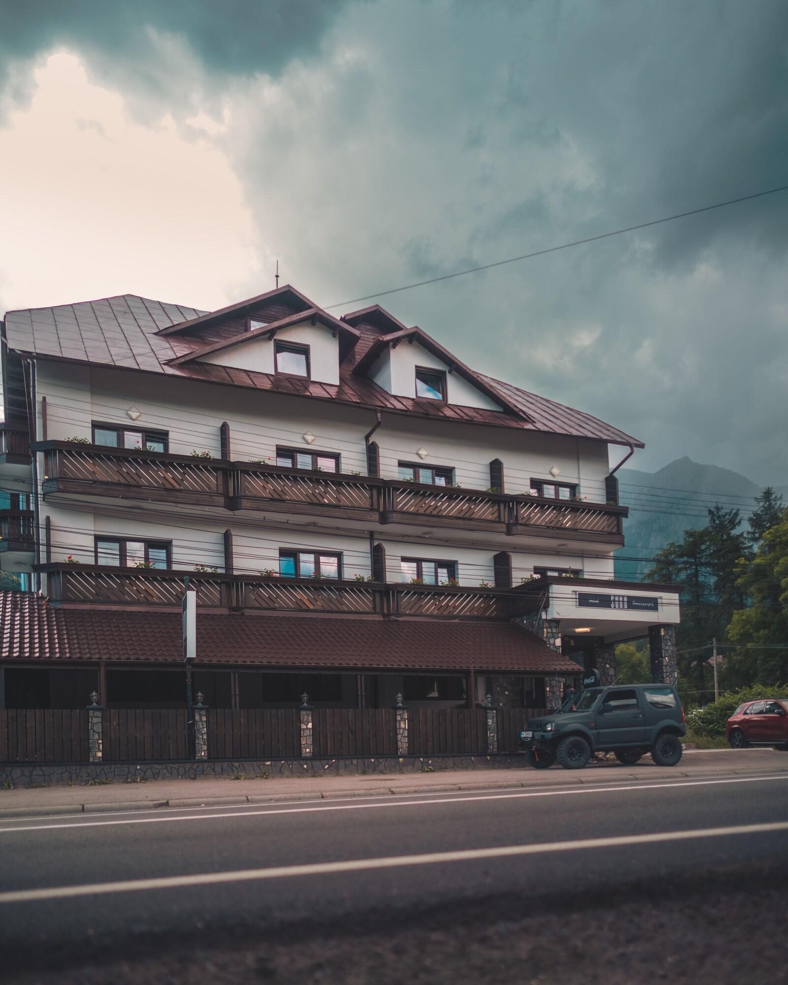 Vista Exterior Suru Hotel