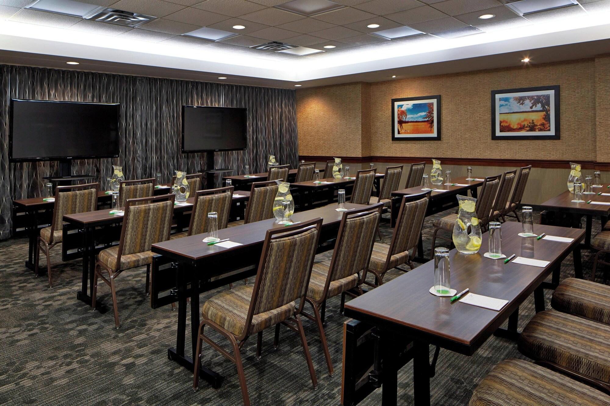 Sala de Reuniones Courtyard by Marriott Bloomington by Mall of America