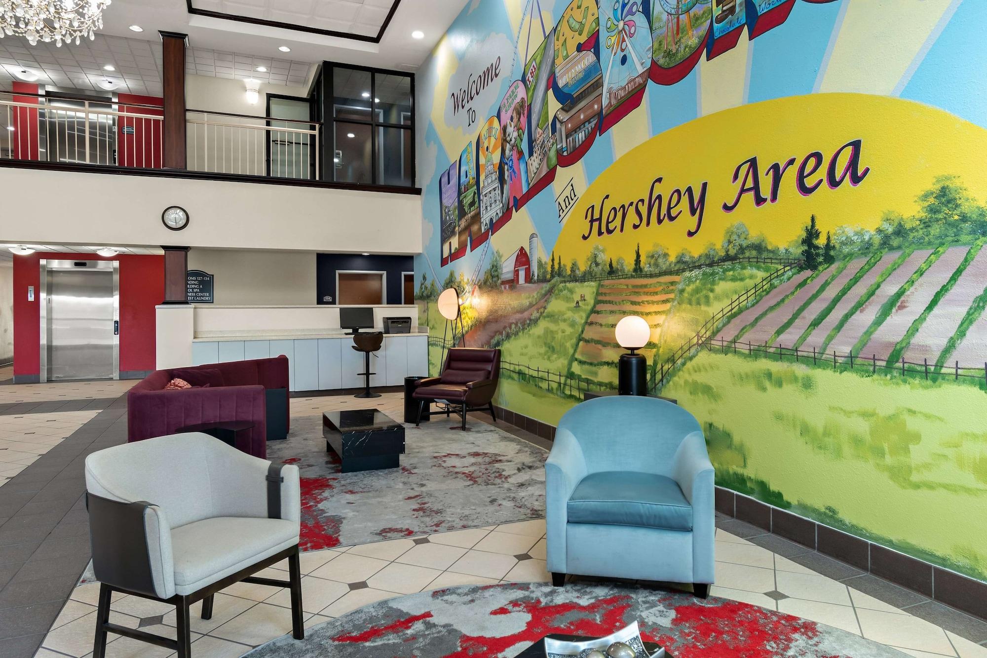 Vista Lobby Ramada by Wyndham Harrisburg/Hershey Area