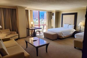 Alquiler Vacacional - Huge Suite unit at RIO Casino Las Vegas