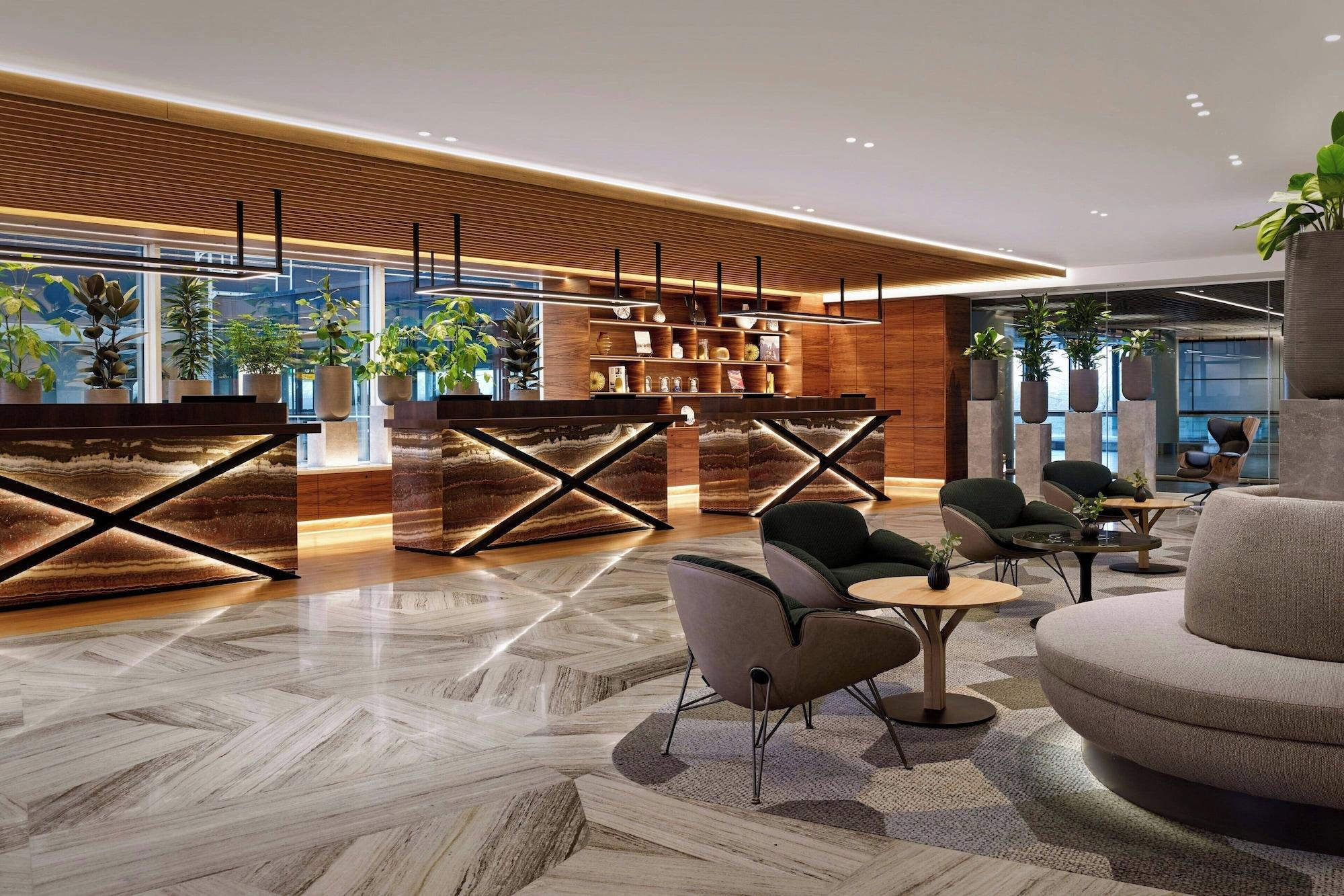 Vista Lobby Sheraton Amsterdam Airport Hotel and Conference Center