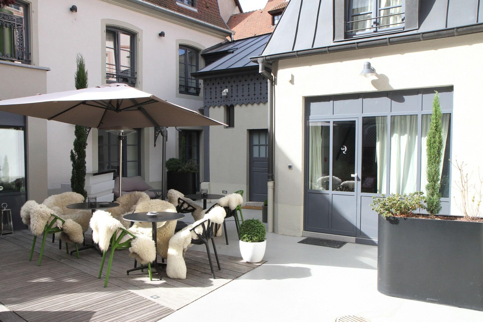 Vista Exterior Hôtel Quatorze