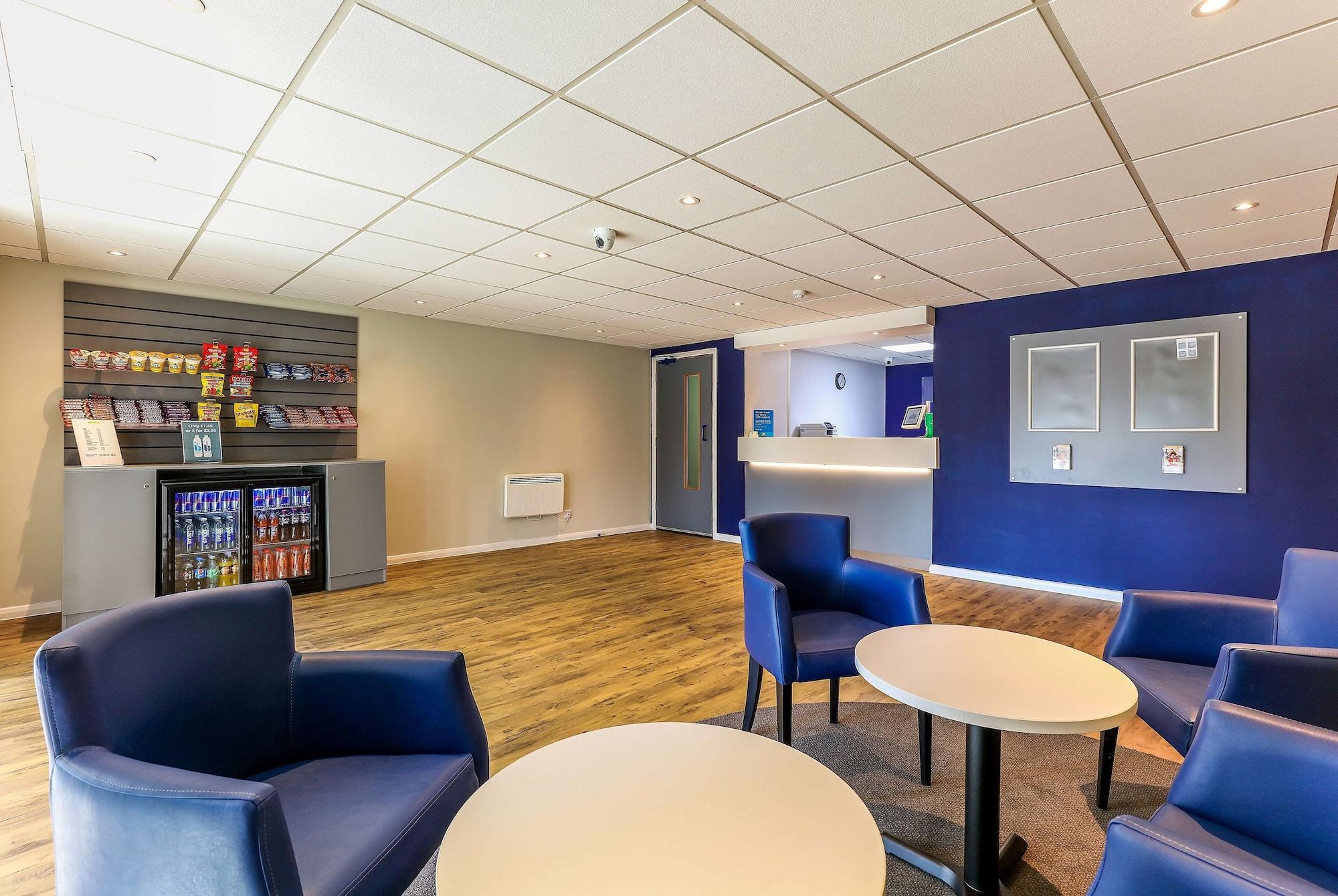 Vista Lobby Days Inn by Wyndham Gretna Green M74