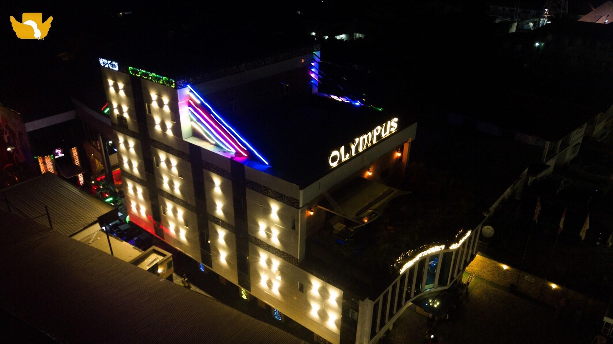 Vista Exterior OLYMPUS HOTEL & SUITES