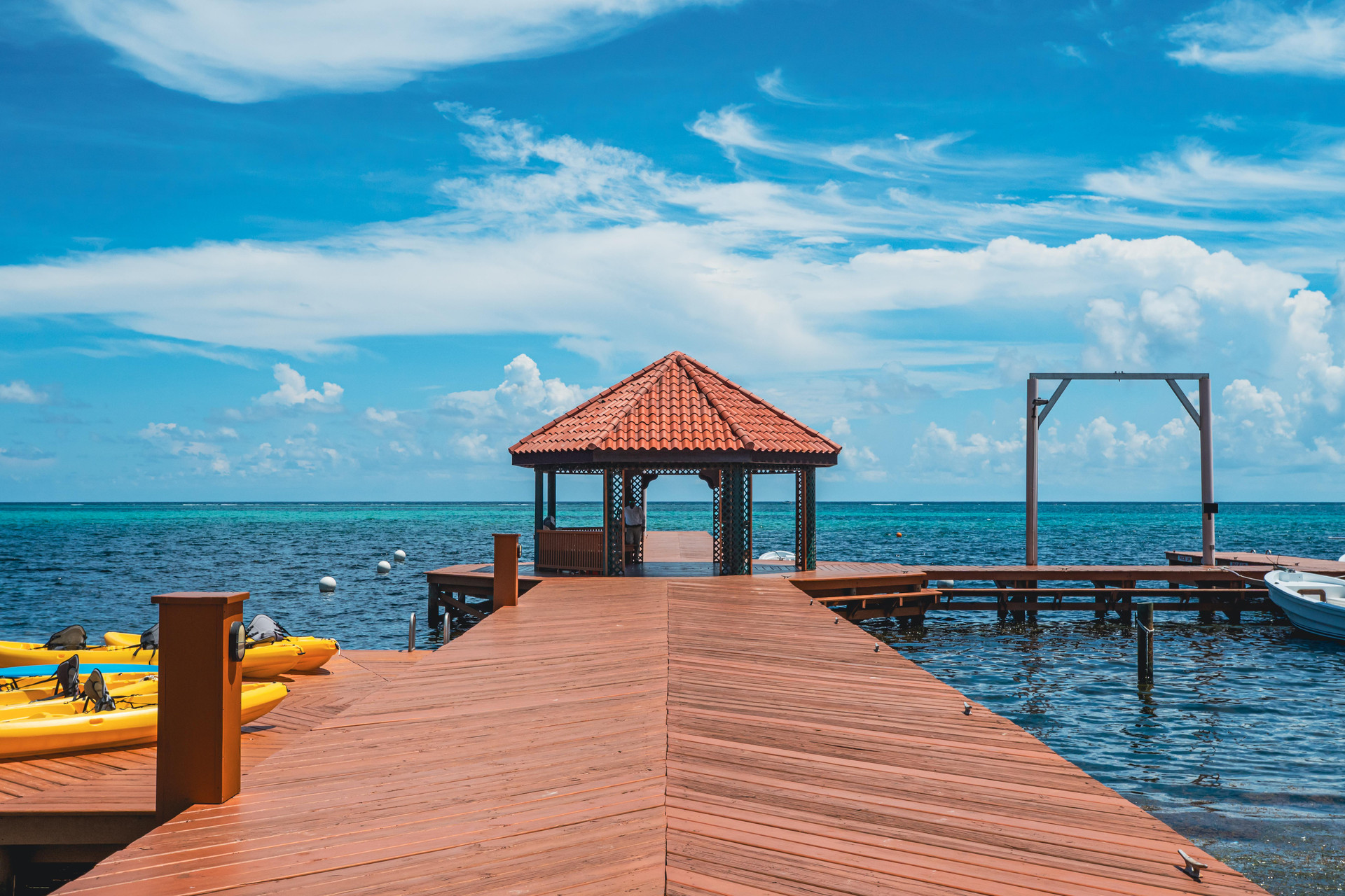 Vista Exterior Grand Caribe Belize