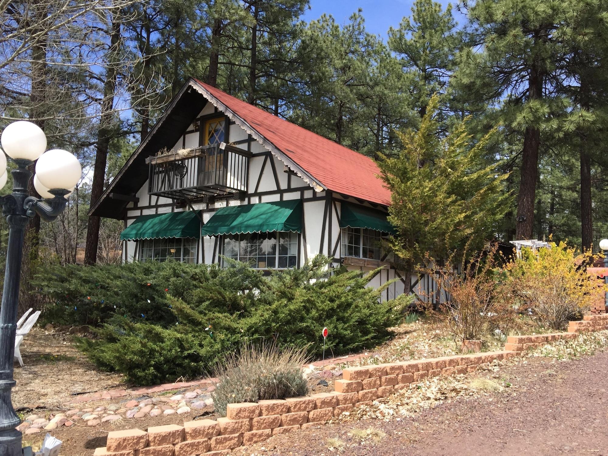 Vista Exterior Mountain Haven Inn